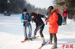 台湾学生长春体验滑雪