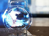日本科学家用肥皂泡打造“世界最薄屏幕”