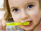 幼儿刷牙正确的方法指导